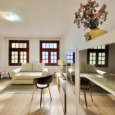 Miranda With Free Parking *