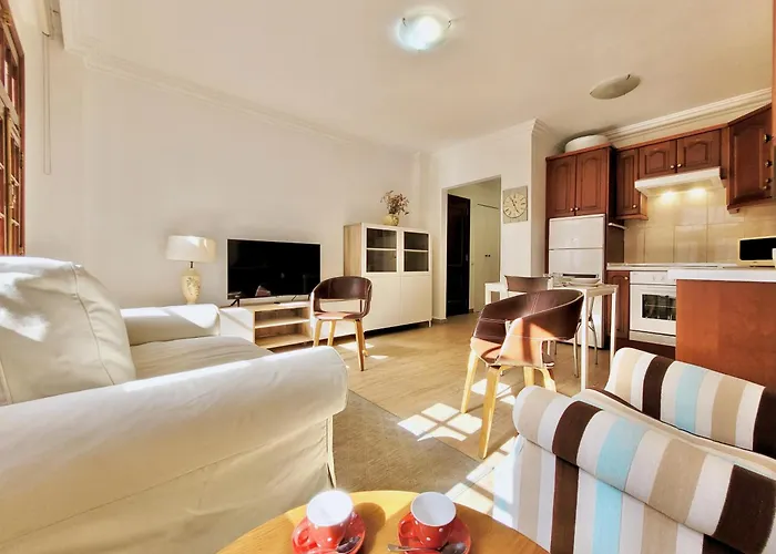 Miranda With Free Parking